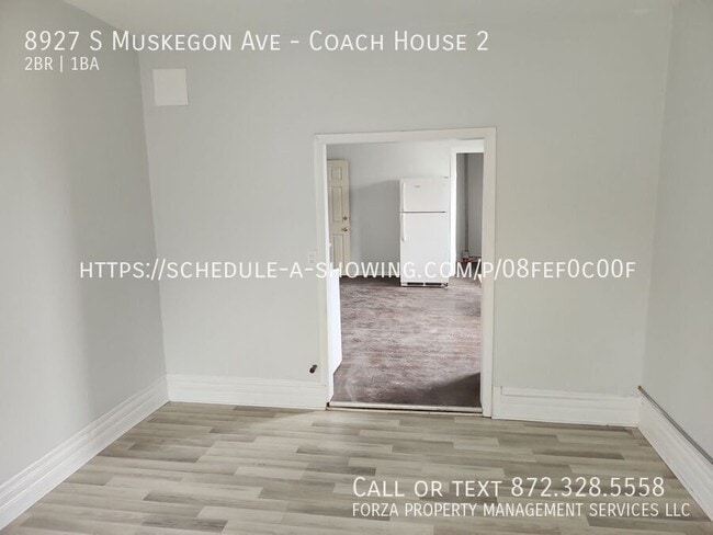 Building Photo - 8927 S Muskegon Ave