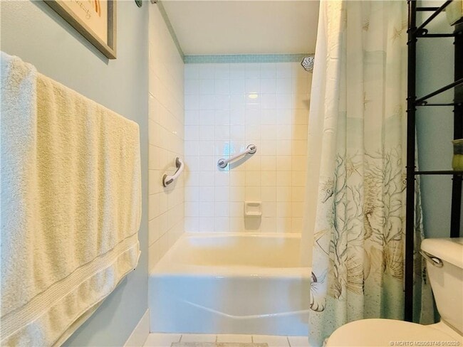 Building Photo - 8800 S Ocean Dr