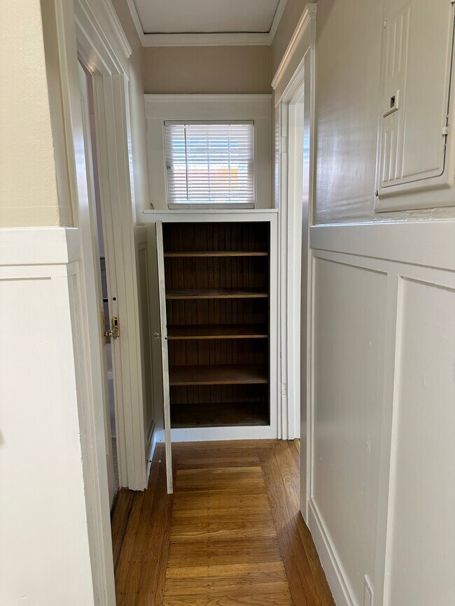 Building Photo - 778 61st St