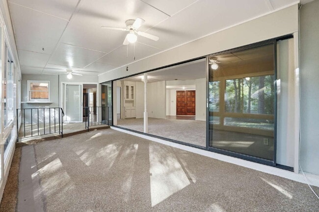 Building Photo - 815 Farm Quarter Rd