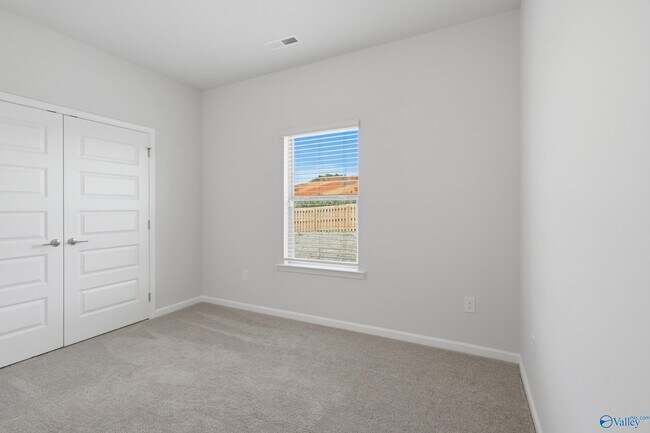 Building Photo - 128 Stockholm Ln