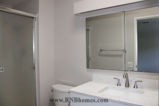 Building Photo - 4757 River College Dr