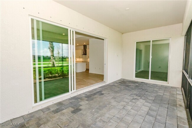 Building Photo - 5947 Sunningdale St