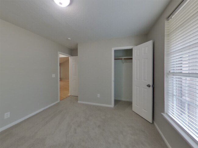 Building Photo - 5814 Kelly Mill Ln