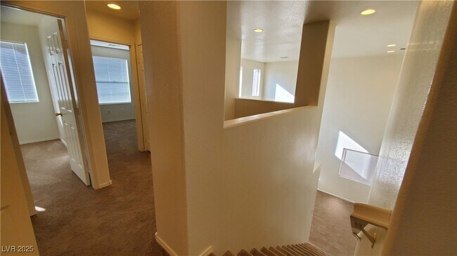 Building Photo - 962 Grand Cerritos Ave