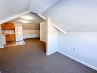 Building Photo - 207 Wethersfield Ave