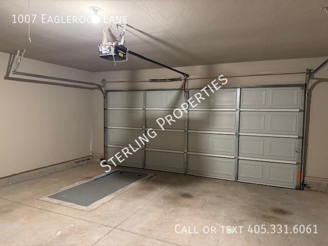 Building Photo - 1007 Eaglerock Ln