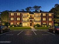 Building Photo - 341 Danbury Ln