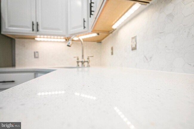 Building Photo - 3700 College Ave