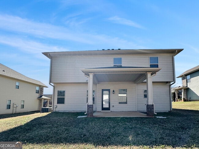 Building Photo - 794 Sugarloaf Way