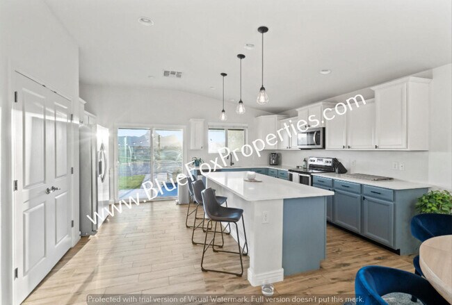 Building Photo - 8633 N Continental Links Dr