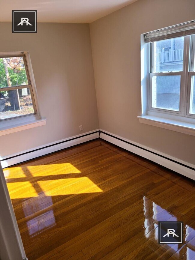Building Photo - 2 bedroom in Brighton MA 02135
