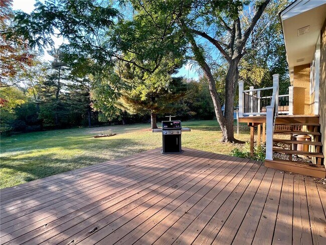 Building Photo - 5559 Turtle Lake Rd