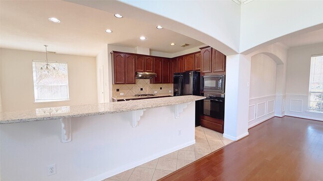 Building Photo - 8610 Rising Oak Ln