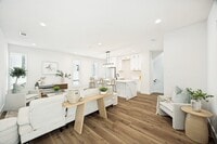 Building Photo - 5637 Live Oak St