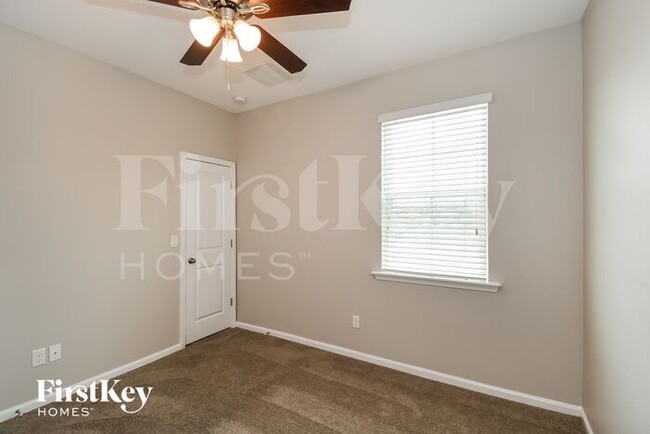 Building Photo - 1148 Laurel Valley Dr