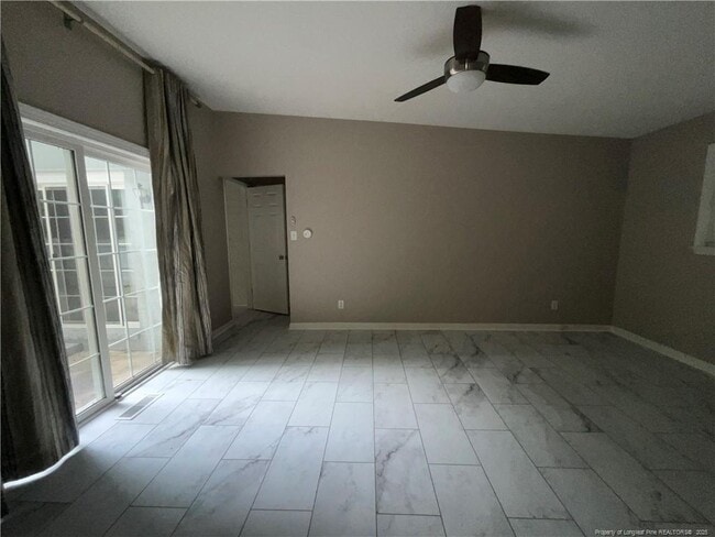 Building Photo - 3202 Cluny Dr