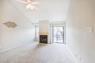 Building Photo - 2 Story 2 BR condo in Westchase Gated Community