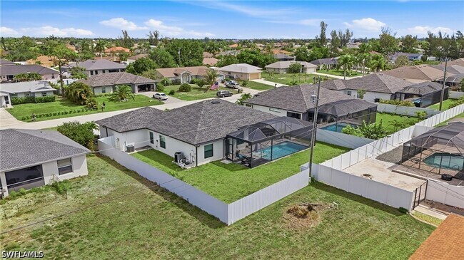 Building Photo - 1214 SW 29th Terrace