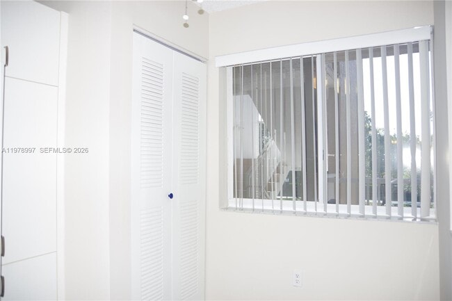 Building Photo - 9511 Weldon Cir