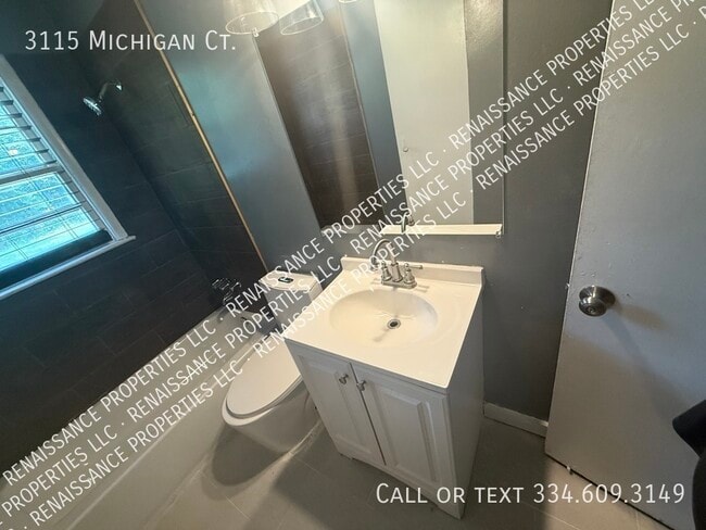 Building Photo - 3115 Michigan Ct