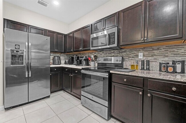 Building Photo - 11413 SW 253rd St