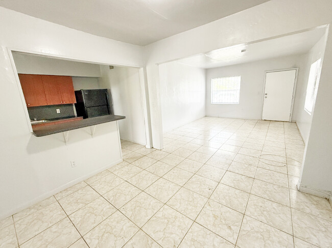 Building Photo - 531 NW 110th St