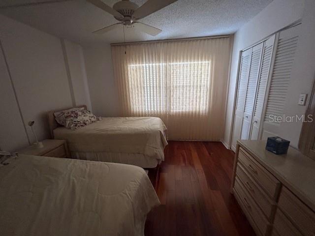 Building Photo - 2900 Cove Cay Dr
