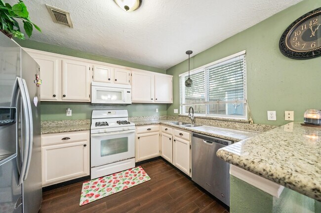 Building Photo - 16170 Golden Sands Dr