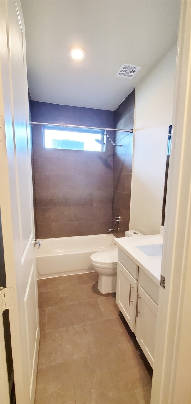 Building Photo - 2980 Alice St