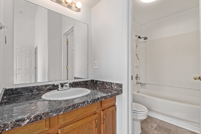 Building Photo - 1080 S Walden Way