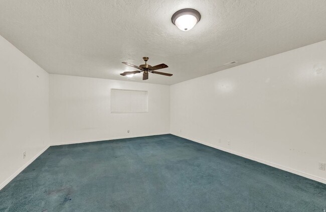 Building Photo - 4874 W 8660 S