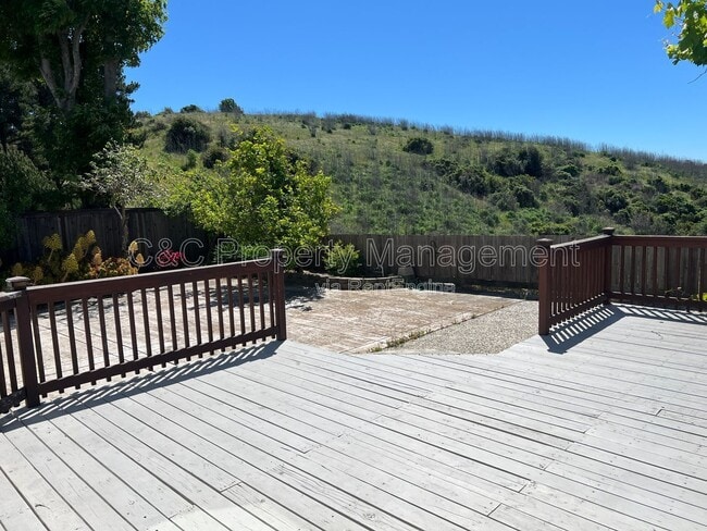 Building Photo - 293 Saybrook Way