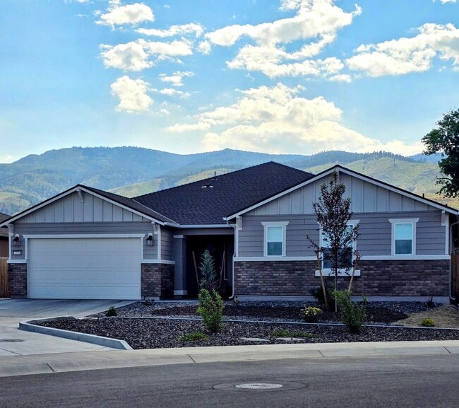 Primary Photo - Elevated and Modern Living!