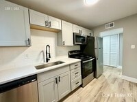 Building Photo - 2320 W 47th Ave