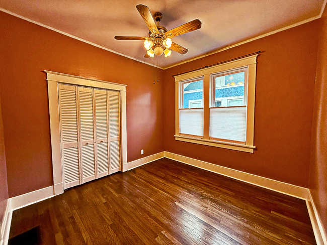 Building Photo - Beautifully Updated Historic Home in Midto...