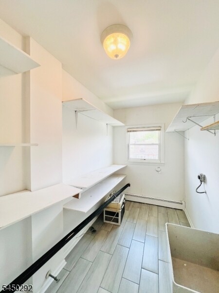 Building Photo - 426 Miltonia St
