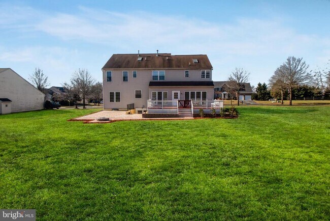 Building Photo - 15309 Lions Den Rd