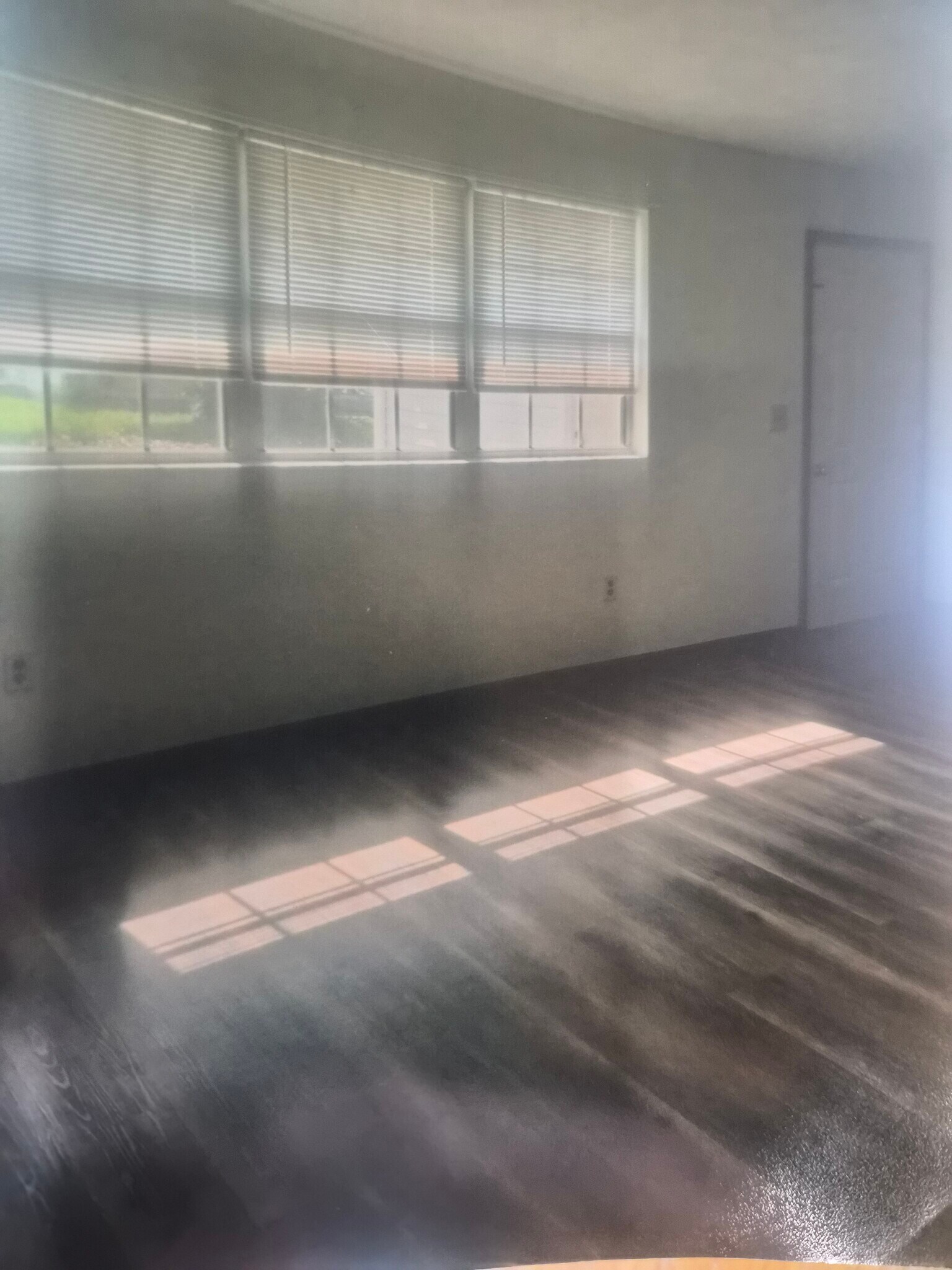 Building Photo - 609 N Washington St