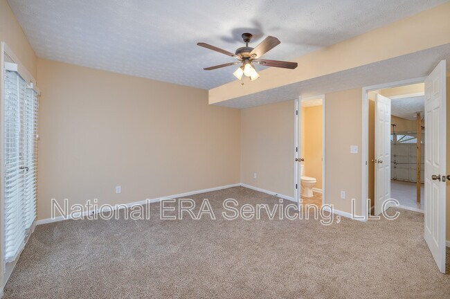 Building Photo - 70 Burdell Dr