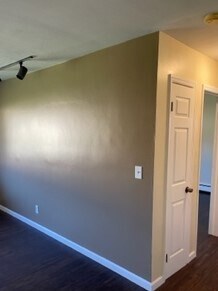 Living Room - 401 US Highway 22