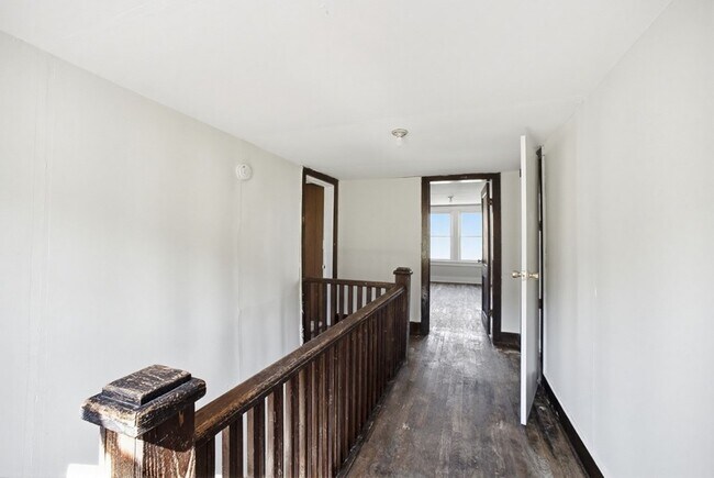 Building Photo - 11494 New Garden Rd