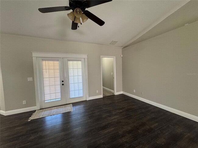 Building Photo - 5615 SW 138th Terrace