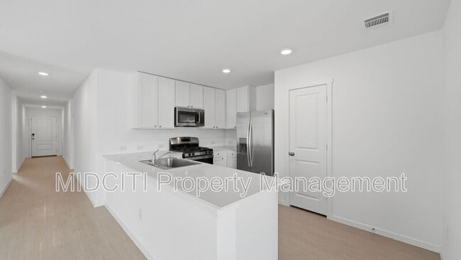 Building Photo - 9161 Luciano Pl