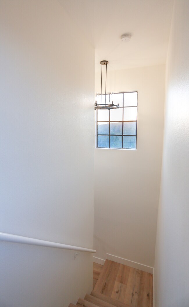 Building Photo - 2737 Chadwick Cir