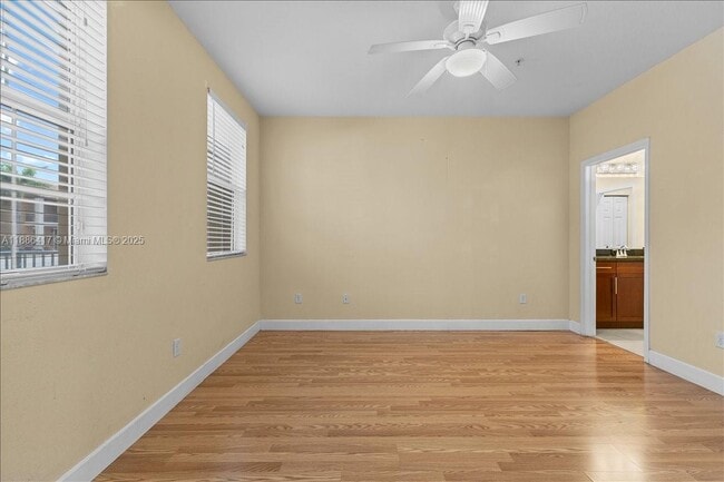 Building Photo - 1048 SW 147th Ave