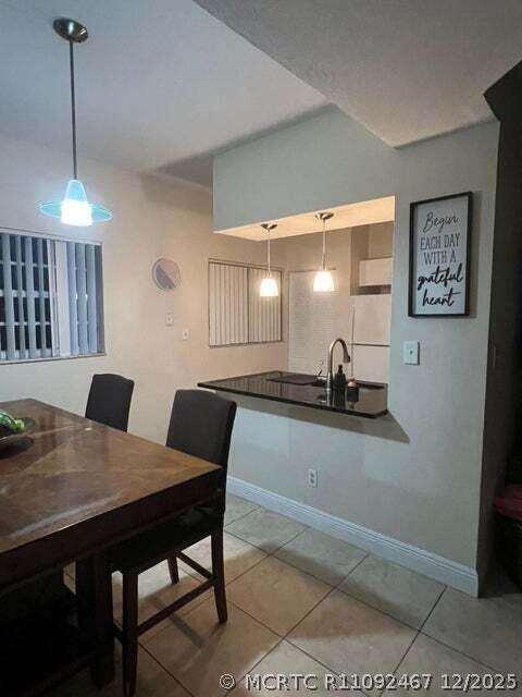 Building Photo - 621 Cypress Lake Blvd