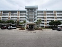 Building Photo - 3100 N Course Ln