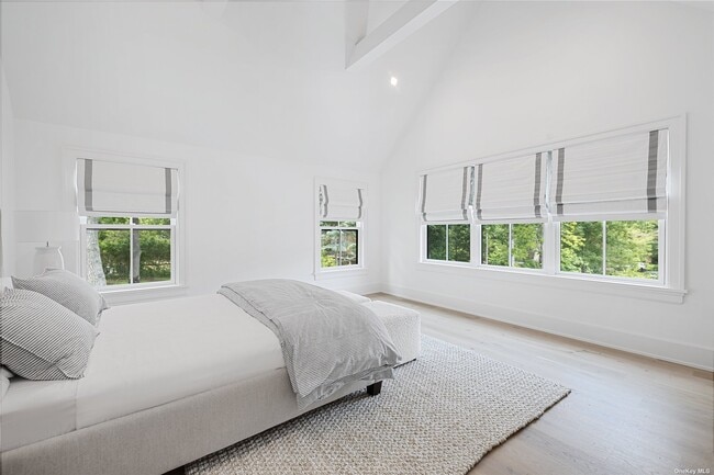 Building Photo - 23 Bayview Rd