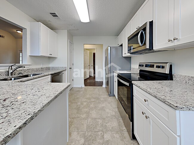 Building Photo - 161 Belle Grove Cir